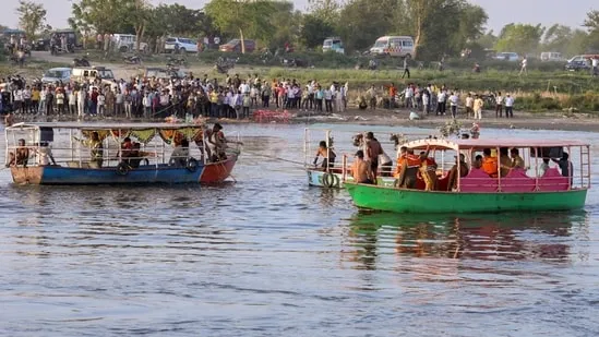 10 Dead as Boat Capsizes in Yamuna at Vrindavan