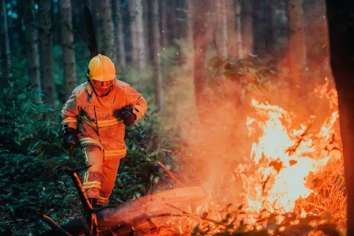 Incendie de 15 acres signalé près de Long Creek, Oregon