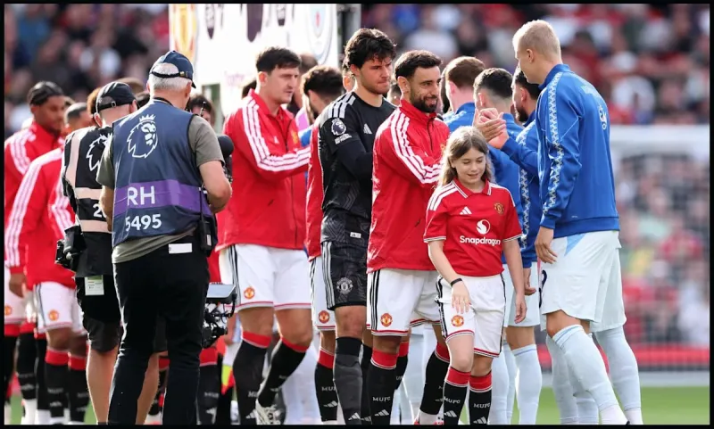 7 line-breaking passes: Man Utd man ‘quickly becoming key’ for Carrick as his starting spot becomes threatened