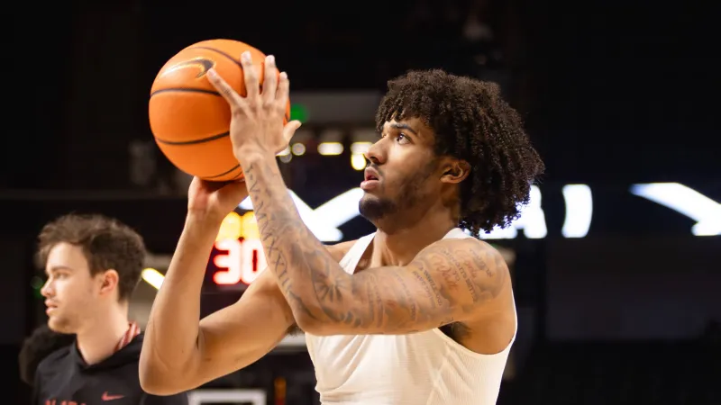 L'attaquant d'Alabama Amari Allen au CM Newton Classic