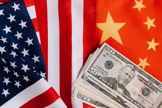 Americans' Frustration with Economy and Politics