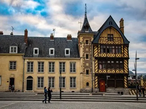 Amiens Names Square After Racist Murder Victim