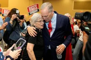Andy Biggs remporte la primaire républicaine pour le poste de gouverneur de l'Arizona