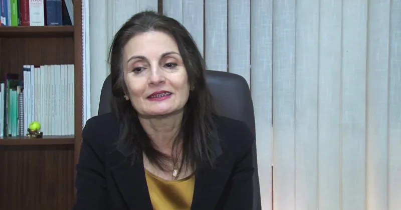 « Le Rouge des Cendres » d'Anissa Tber : une quête de soi