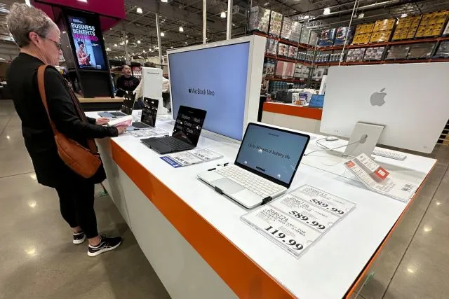 Apple Raises Mac, iPad Prices on Memory Chip Costs