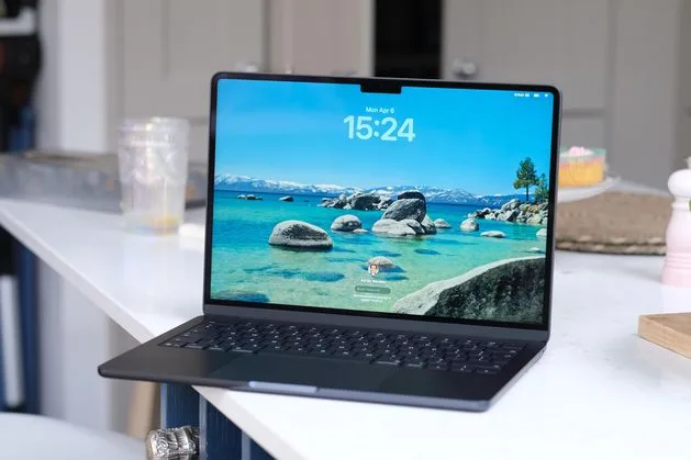 Apple's M5 MacBook Air debuts with iterative update, same price