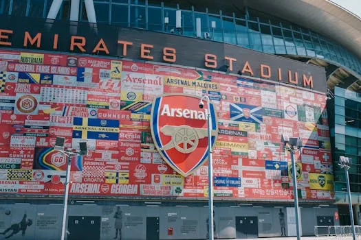 Arsenal intéressé par Xavi Simons du PSG pour l'été