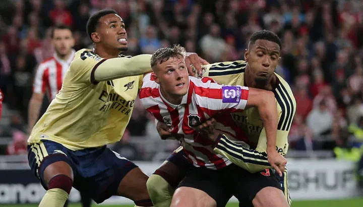 Arsenal VAR Verdict on Sunderland Penalty Sparks Debate