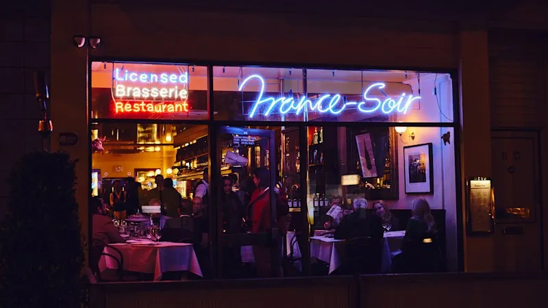 Arson at France-Soir Bistro Linked to Extortion