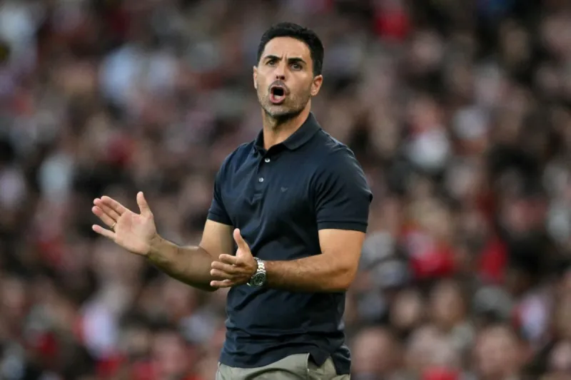 Arteta urges calm over Arsenal future