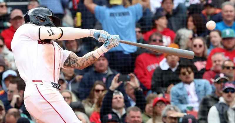 Astros beat Red Sox 3-1 in 10th on Smith's single