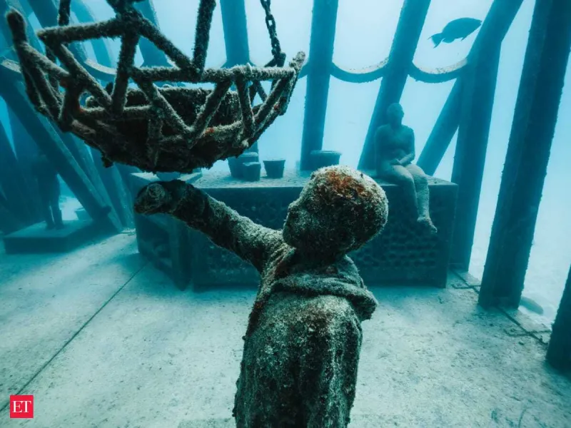 Australia's Underwater Art Museum: Coral Greenhouse in GBR