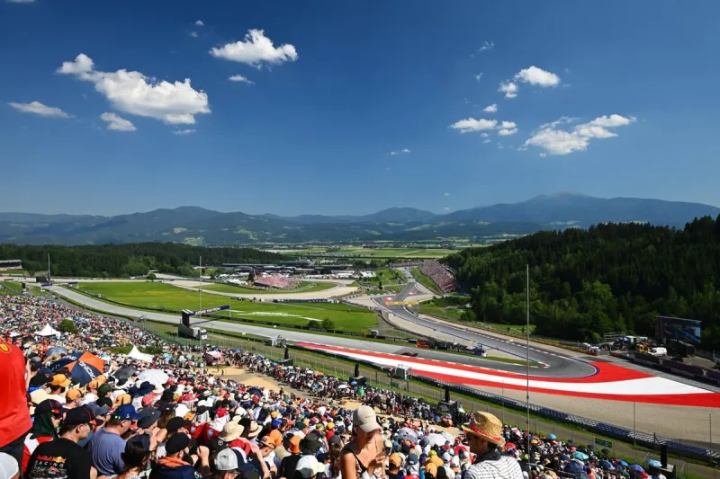 Austrian GP: Russell on Pole After Verstappen Crash