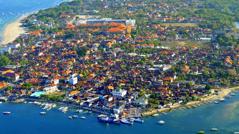 Bali impose des panneaux solaires dans cinq zones touristiques