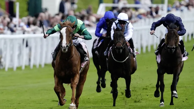 Benvenuto Cellini wins Chester Vase impressively