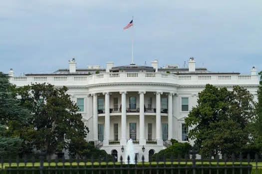 Biden modernise la fonction publique par décret