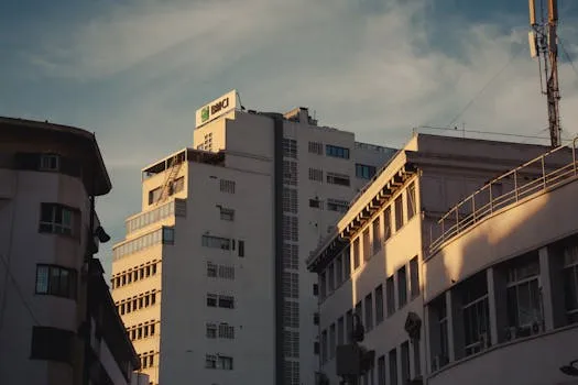 BNP Paribas cède 67% de la BMCI à Holmarcom