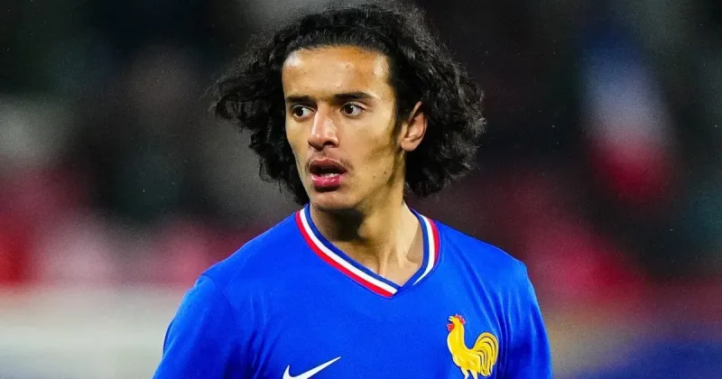 Bouaddi reporte son choix d'équipe nationale, se concentre sur son club