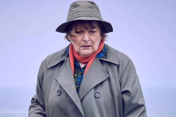 Brenda Blethyn's Life and Husband Michael Mayhew