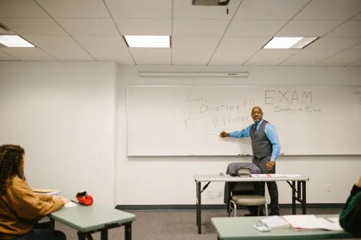 Buffalo School Board Defies Mayor, State Ed Commissioner on Pick