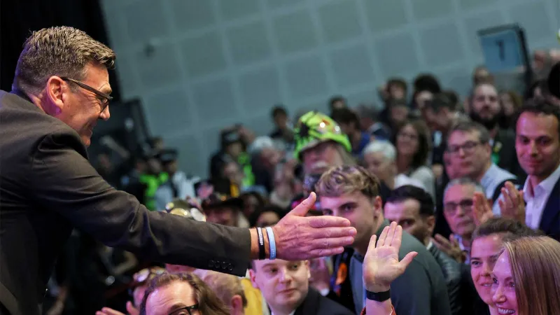 La victoire de Burnham aux élections partielles renforce son autorité