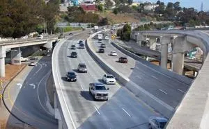 Caltrans Lane Reductions on Highway 101 at Hospital Curve