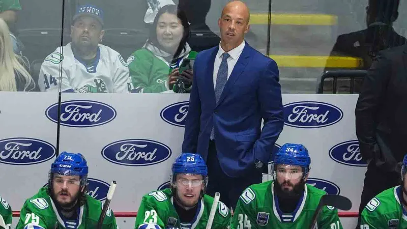 Canucks add four assistant coaches to staff