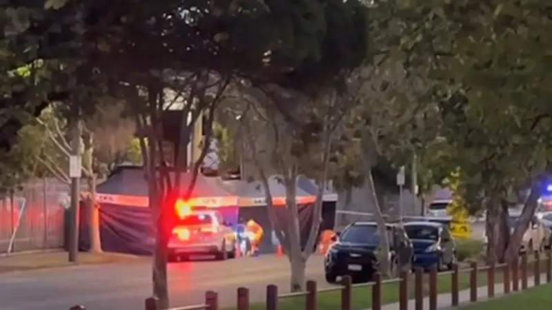 Car hits crowd outside Melbourne convention, one dead