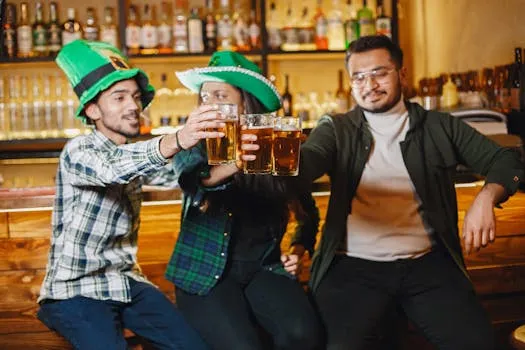 Celtic Bar in Sedan Closes; Rosette, 88, Retires After 60 Years