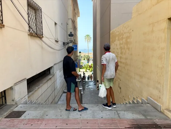 Ceuta : des jeunes Marocains à la dérive refusent de repartir