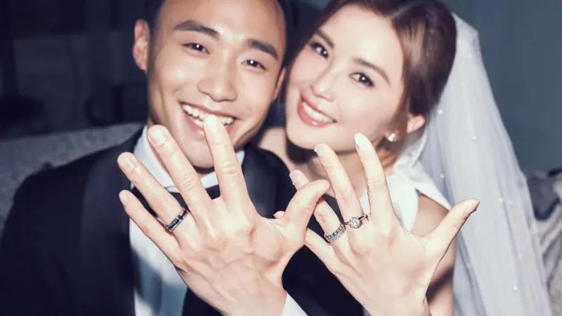 Charlene Choi Marries Fitness Coach Elvis Lam