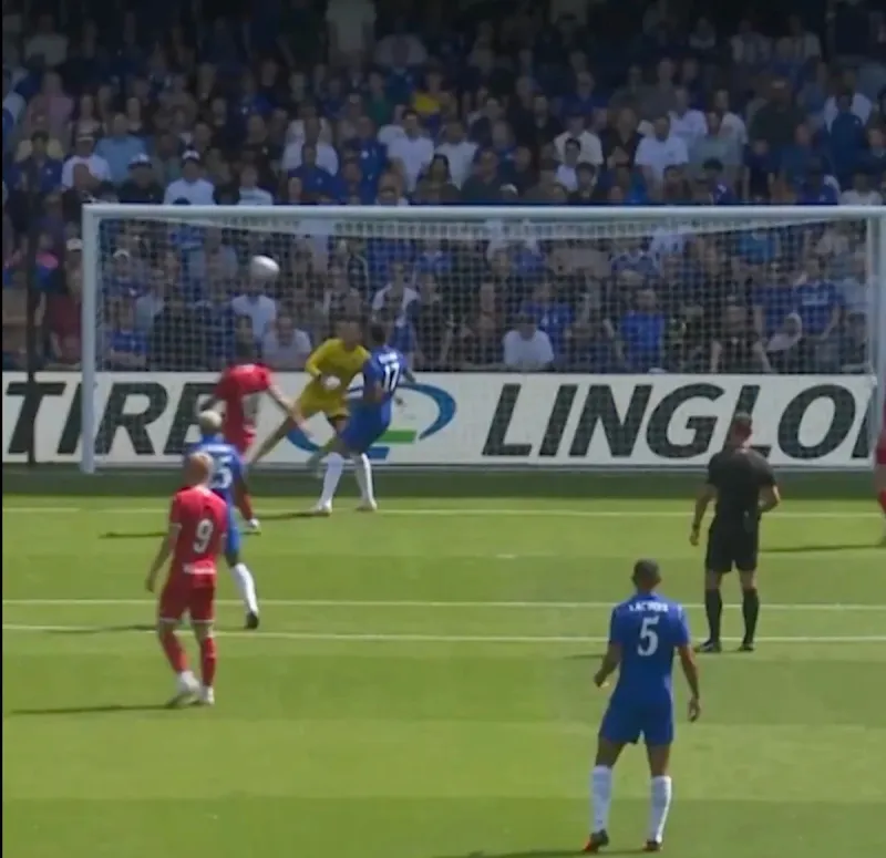 Chelsea bat Man City 3-0; Joao Pedro double