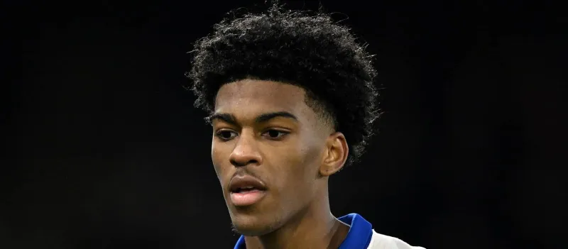 Chelsea prolonge le contrat de Josh Acheampong jusqu'en 2029