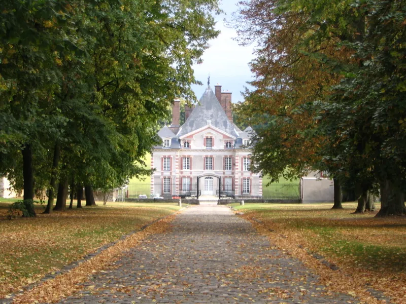 Château of Academician's Family Opens to Public First Time