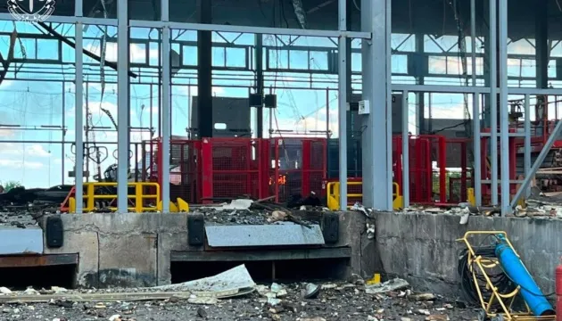 Death toll in Russian strike on postal terminal near Kharkiv rises to four