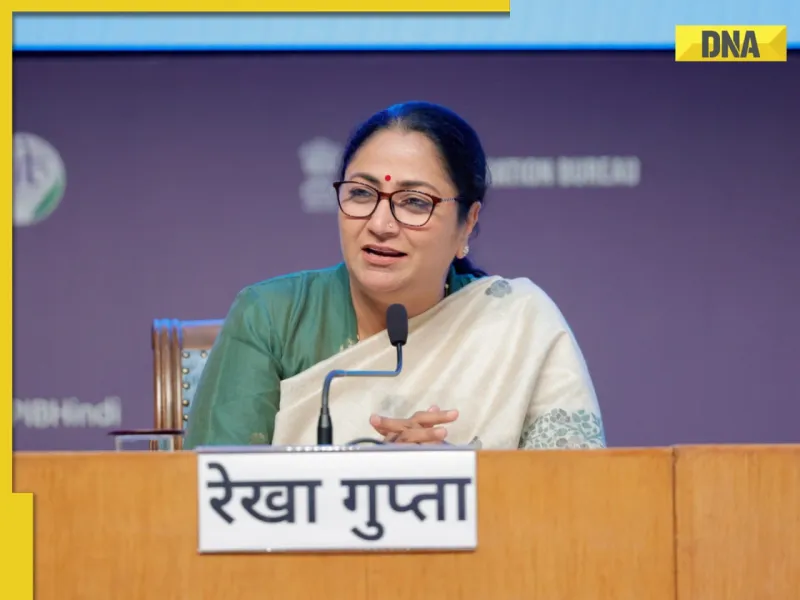 Delhi CM Rekha Gupta Orders Smart LED Streetlight Replacement