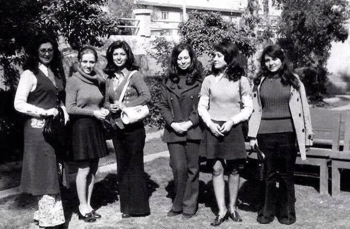 Djellabas et n’gab ou jupes et shorts... que portaient les Marocaines d’autrefois ?