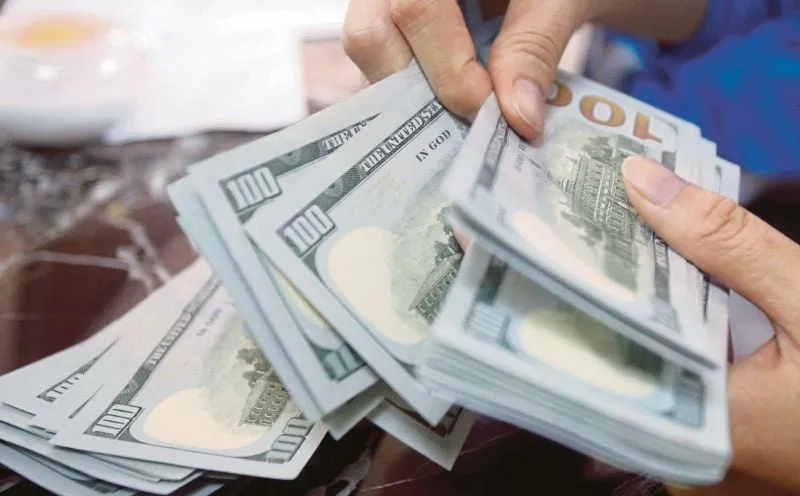 Dollar near six-week high on US-Iran deal uncertainty