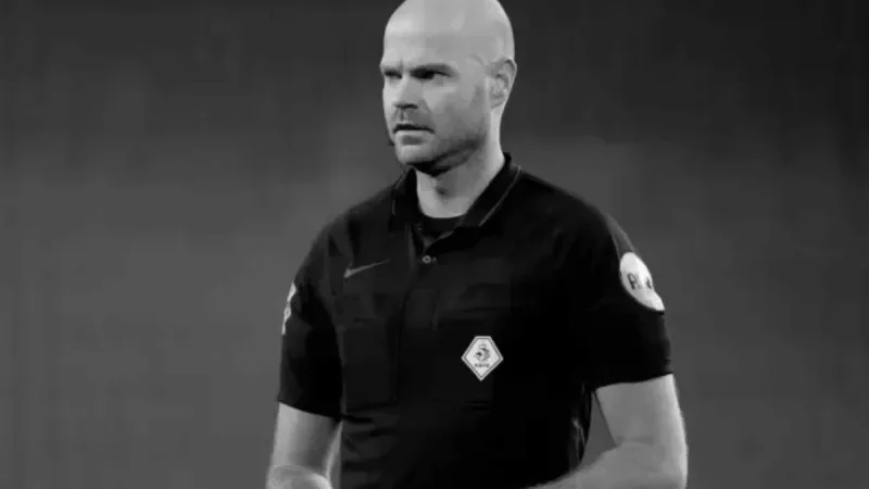 Dutch referee Rob Dieperink dies at 42