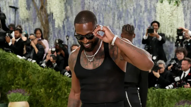 Dwyane Wade Wears $5M Jacob & Co. Watch at 2026 Met Gala