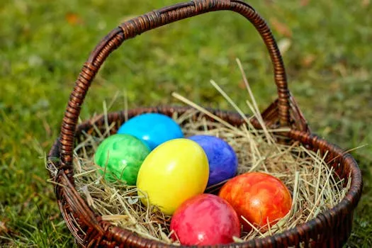 Chasse aux œufs de Pâques pour financer le bien-être des poules
