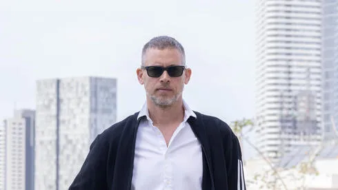 Eithan Urbach: From Model Label to Olympic Swimmer