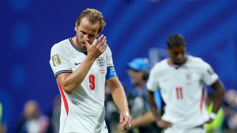 L'Angleterre battue à Atlanta: Kane admet 'vague après vague'