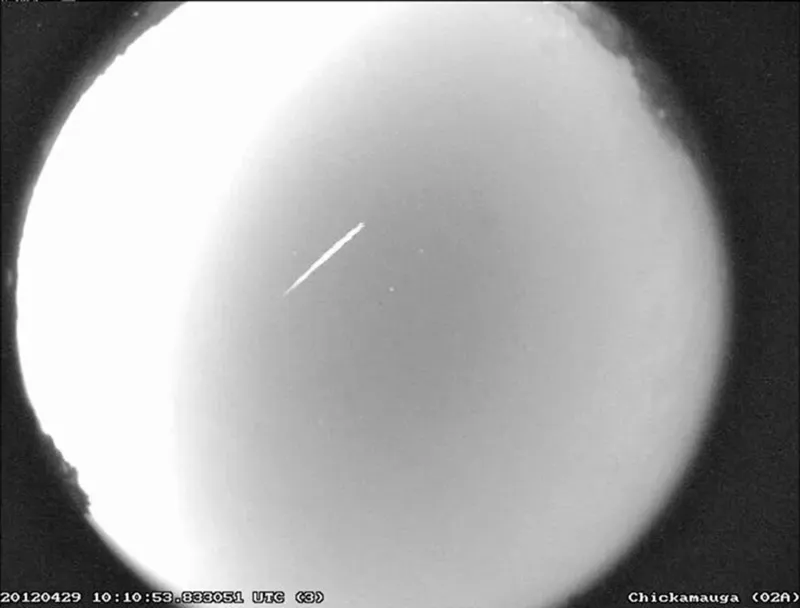 Eta Aquarid Meteor Shower Peaks May 5-6, Moon May Obscure View