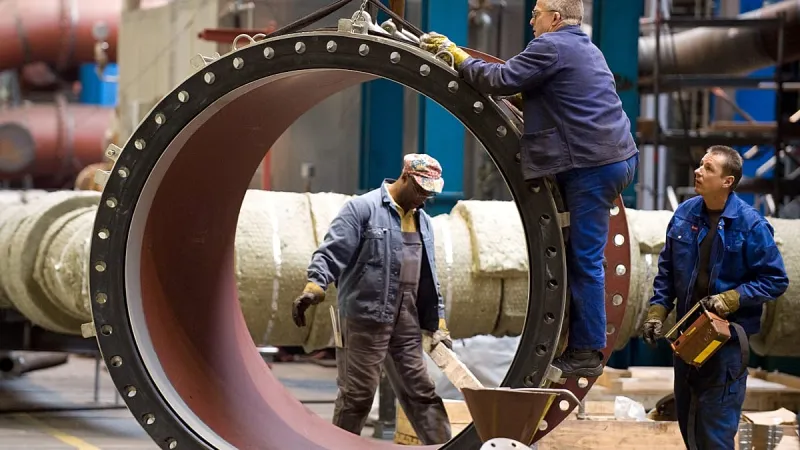 EU Working Hours: Greeks Work Longest, Dutch Shortest