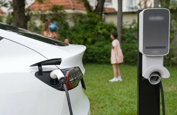 EV Charger Installation Hurdles Persist for UK Flat Dwellers