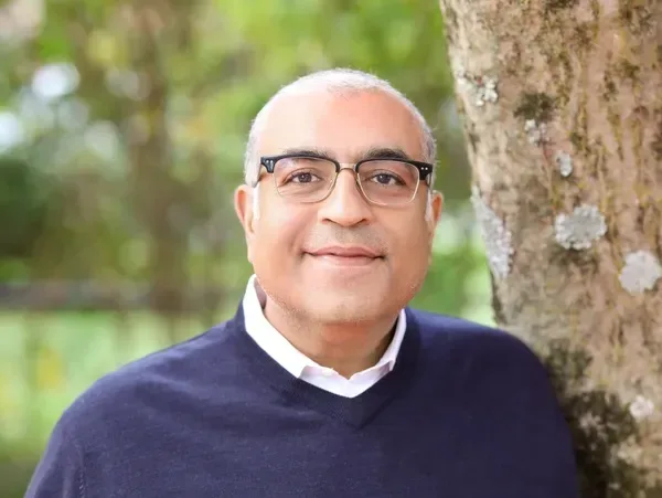 Ex-CBS News Exec Neeraj Khemlani Promotes 'Coffee Can' Investing