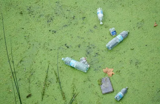 Fayetteville Installs Litter Traps to Clean Waterways