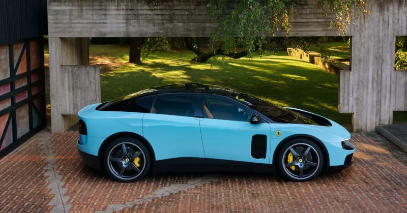 La première voiture électrique de Ferrari 'Luce' suscite des critiques