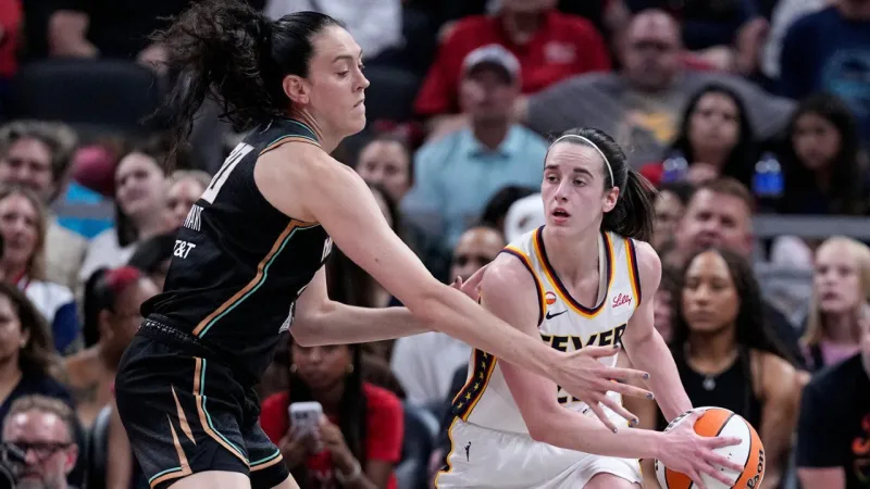 Fever beat Liberty 106-92; Mitchell, Clark shine
